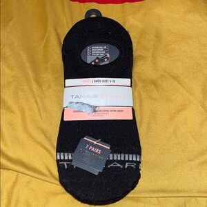 Tahari sports Liners Cushion soles Socks 7 Pairs Women 5-10 Black Logo NEW